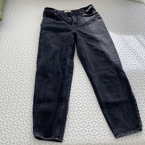 Abercrombie & Fitch High Rise 80s Mom Jeans
